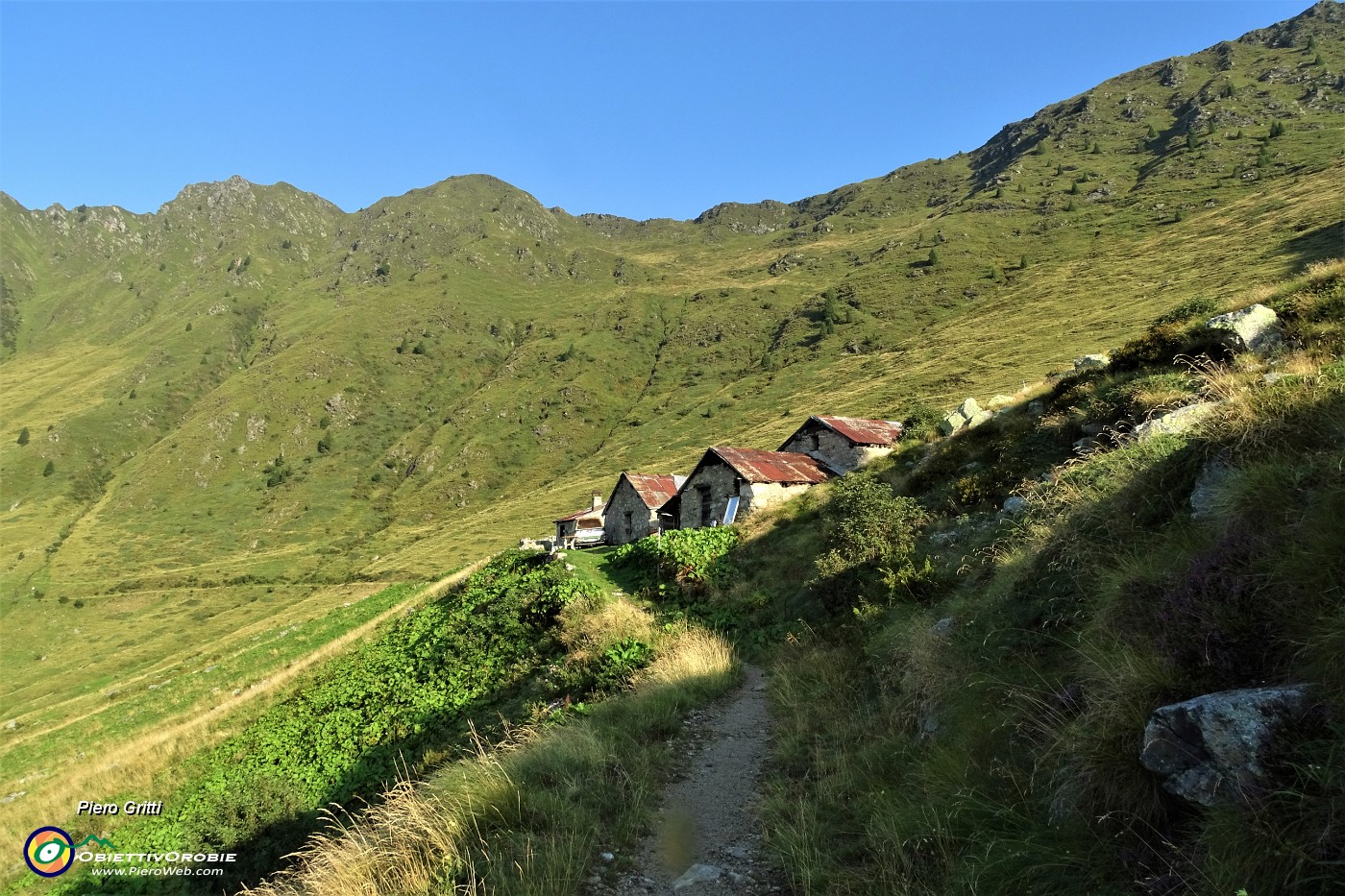 14 sul sent. 101 passaggio alle Baite Fontanini (1905 m) .JPG